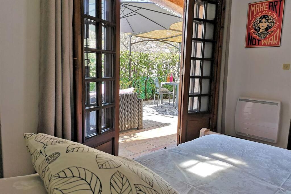Charmant 2 Pieces + Terrasse Entoure De Verdure Vence Dış mekan fotoğraf
