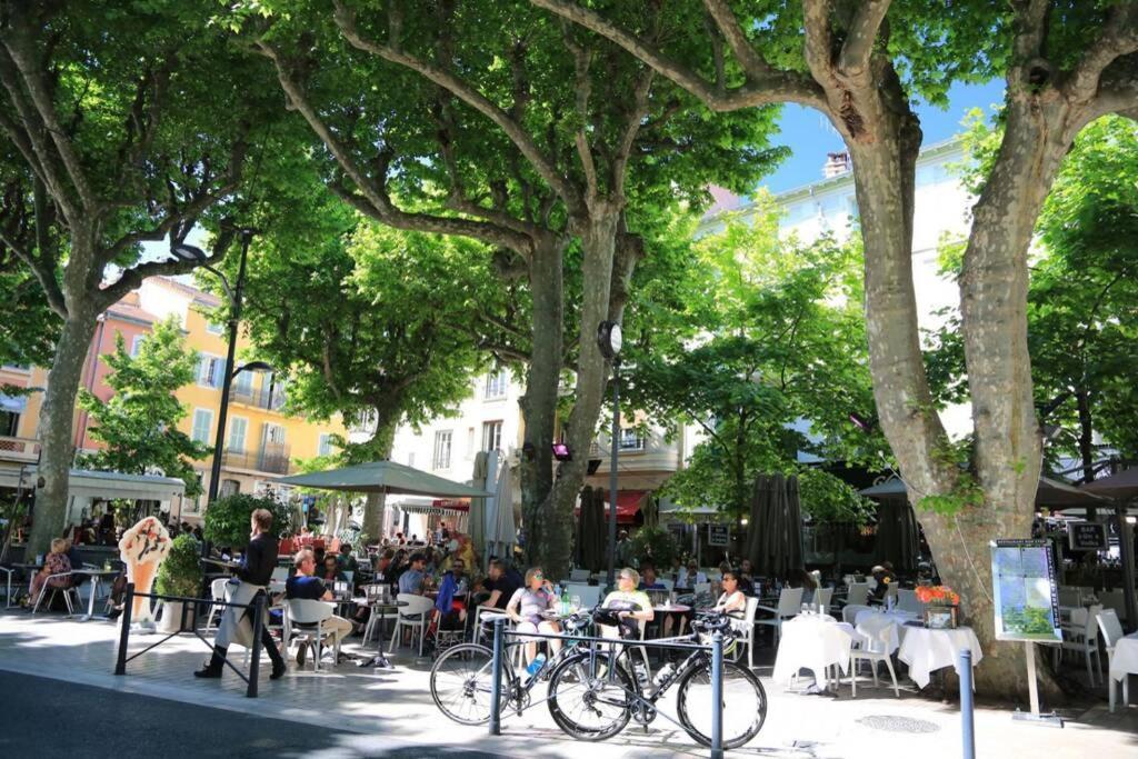 Charmant 2 Pieces + Terrasse Entoure De Verdure Vence Dış mekan fotoğraf